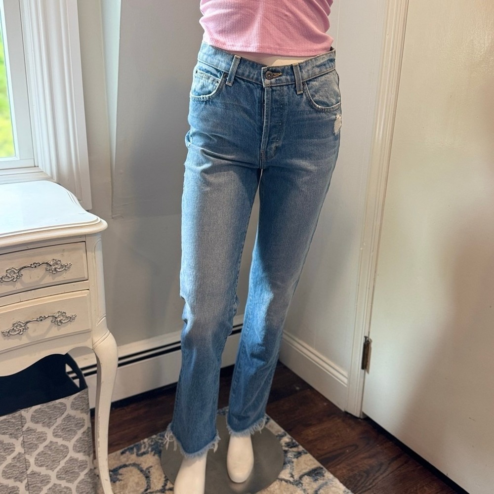 Carmar Vintage Light‎ Wash Straight Leg Jeans Distressed Raw Hem | 25